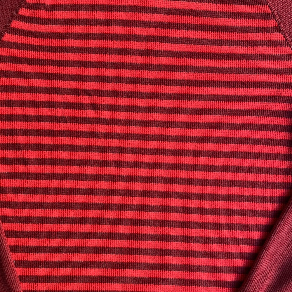 Under Armour Shirt Mens Small Red Striped Waffle Knit Long Sleeve Loose Fit - Picture 2 of 8